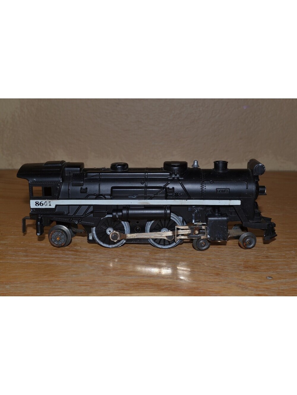 RARE O Gauge Lionel #8641 4-4-2 Steam Engine & Tender AS IS - Picture 8 of 13